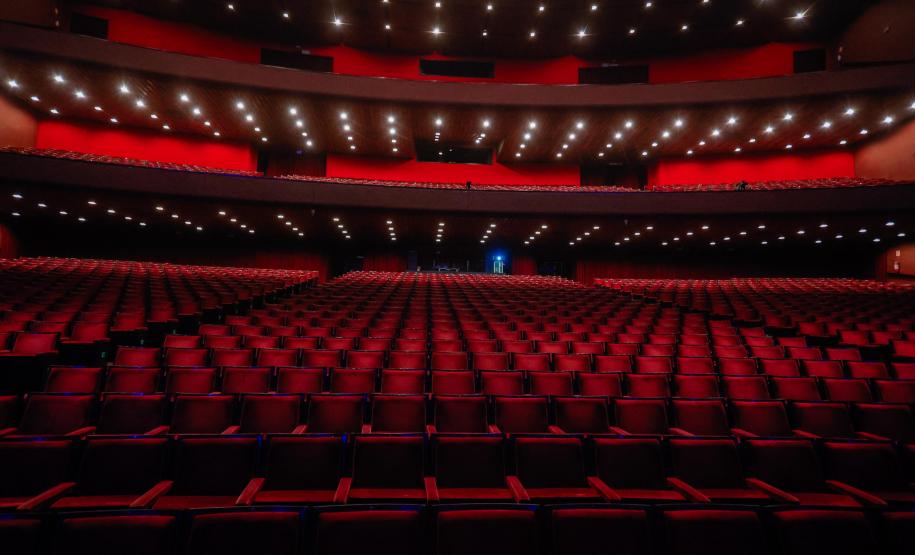 Teatro Guaíra abre datas para locação dos auditórios por escolas de dança do Paraná