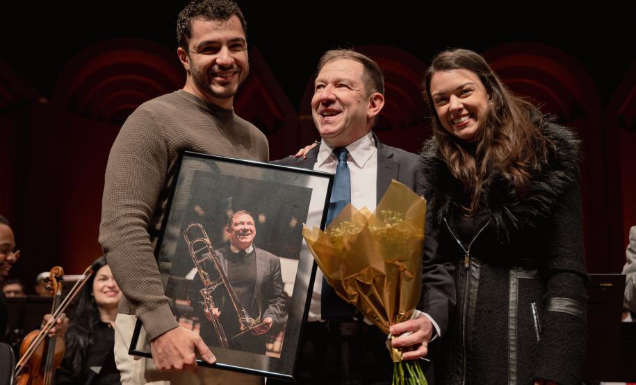 Mais de 4 mil pessoas prestigiaram o concerto da segunda edição da série Ouro da Orquestra Sinfônica do Paraná