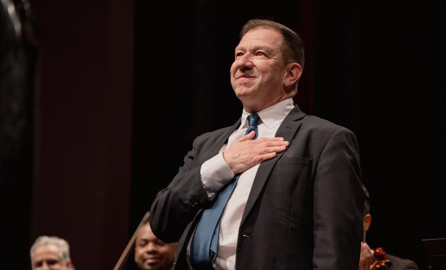 Mais de 4 mil pessoas prestigiaram o concerto da segunda edição da série Ouro da Orquestra Sinfônica do Paraná