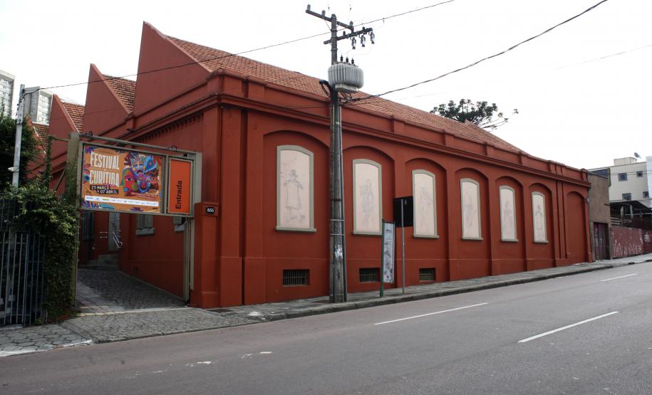 Teatro José Maria Santos celebra 27 anos de história com melhorias na infraestrutura e acessibilidade