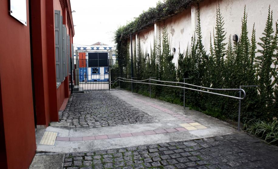 Teatro José Maria Santos celebra 27 anos de história com melhorias na infraestrutura e acessibilidade
