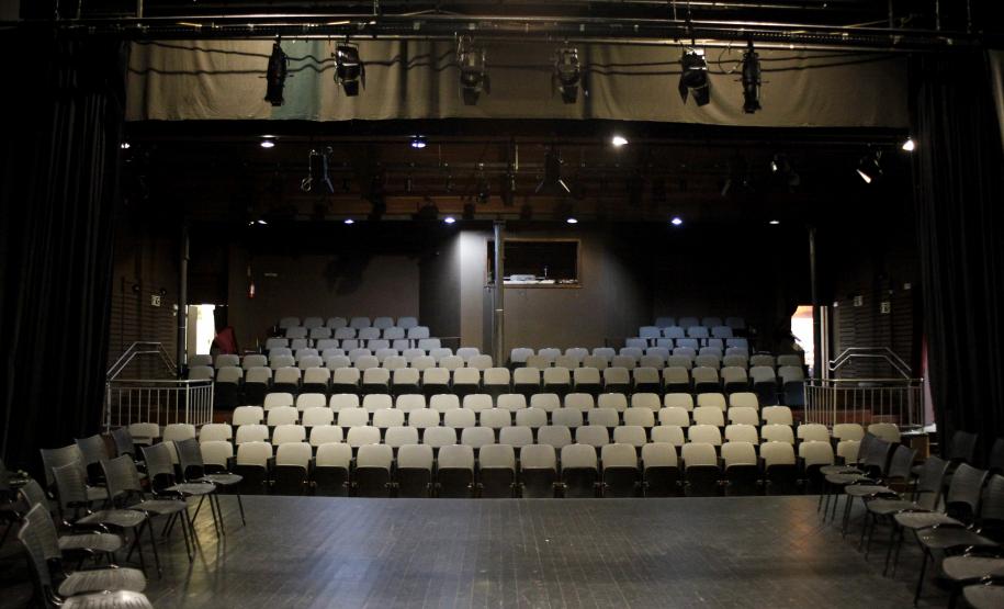 Teatro José Maria Santos celebra 27 anos de história com melhorias na infraestrutura e acessibilidade