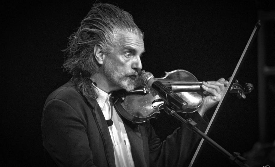 O universo cômico musical de Sbørnia Kontr’Atracka retorna ao Guaira