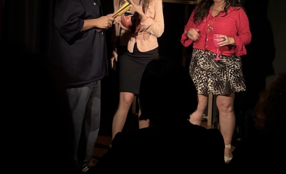 “Alta Temporada – A Comédia” estreia curta temporada no Miniauditório