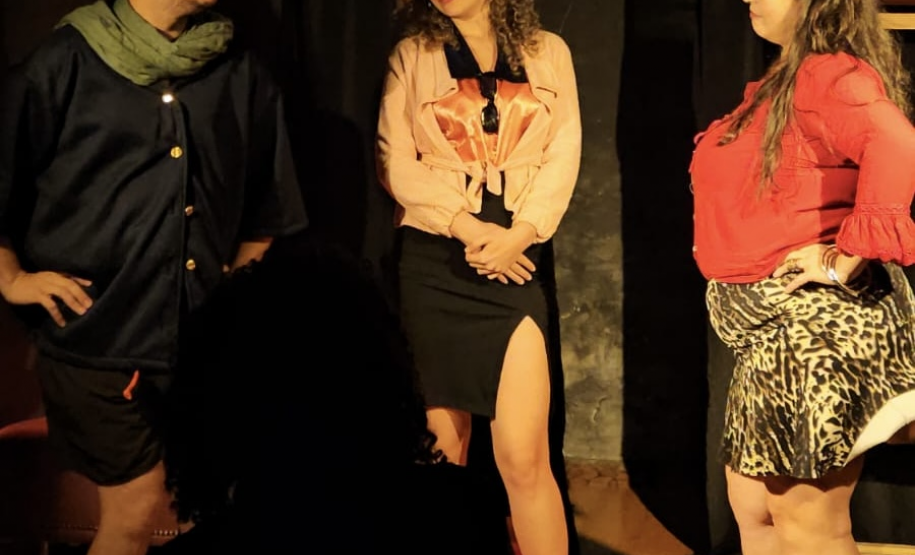 “Alta Temporada – A Comédia” estreia curta temporada no Miniauditório