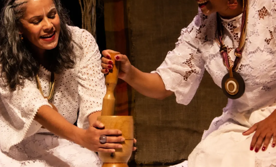 "Enquanto contava, Chico Rei" estreia em curta temporada no Teatro Zé Maria