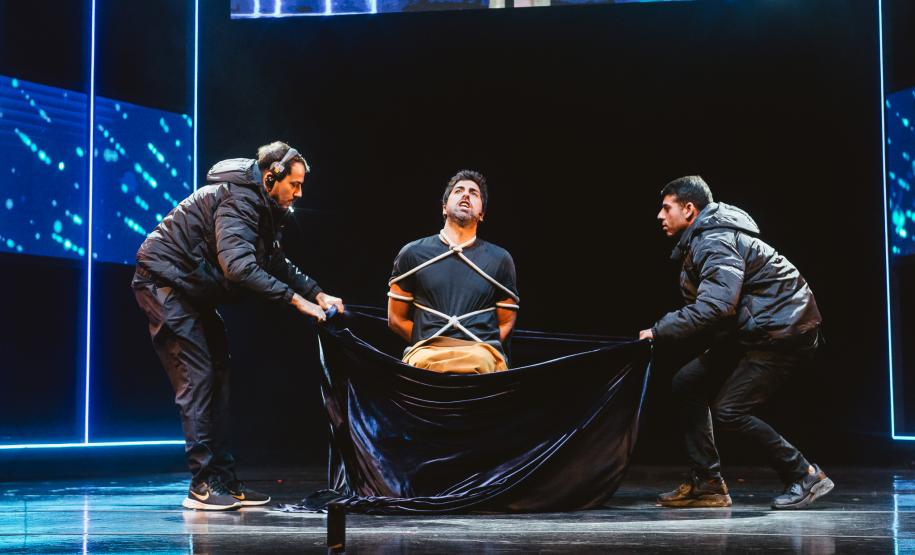 A terceira edição do espetáculo 'Ilusões' recebe grandes ilusionistas internacionais no Teatro Guaíra.