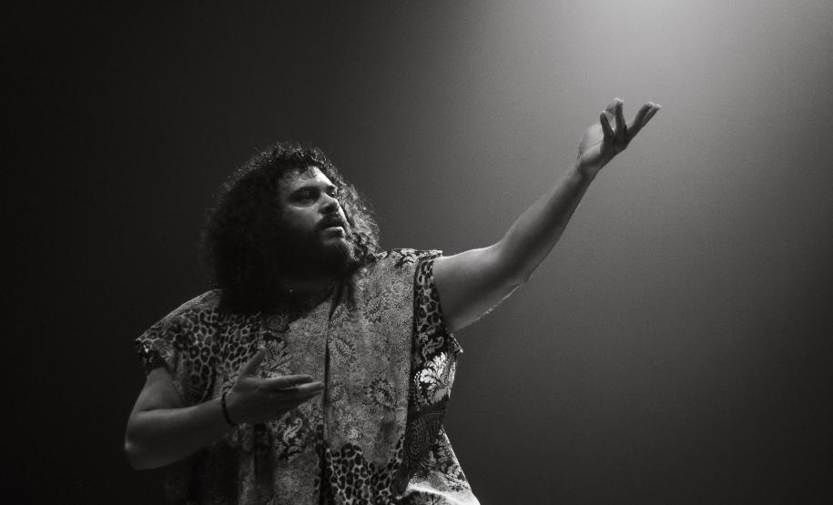 Espetáculo "Mestiço - Traços de Resistência" estreia no miniauditóro