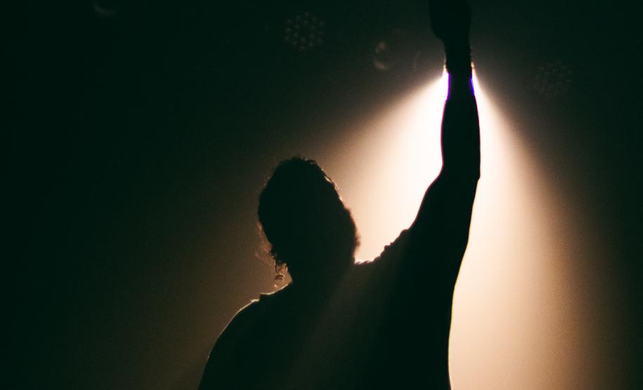 Espetáculo "Mestiço - Traços de Resistência" estreia no miniauditóro