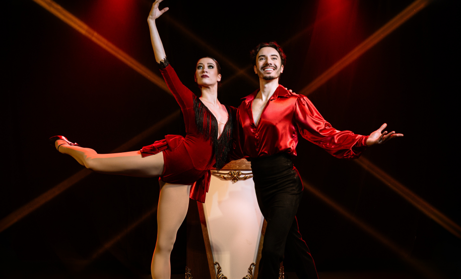 Ilusionista Maicon Clenk apresenta no Guairão: “O Grande Show De Mágica”, homenagem a história do ilusionismo