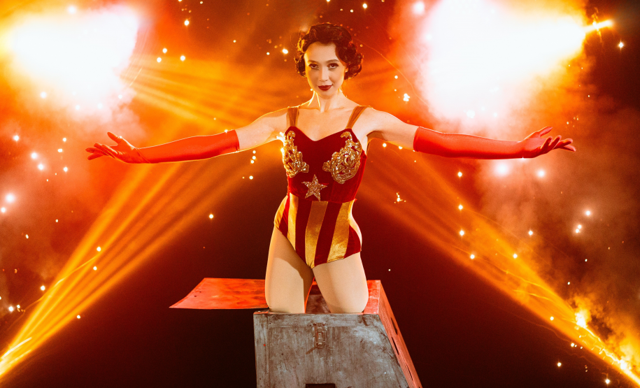 Ilusionista Maicon Clenk apresenta no Guairão: “O Grande Show De Mágica”, homenagem a história do ilusionismo