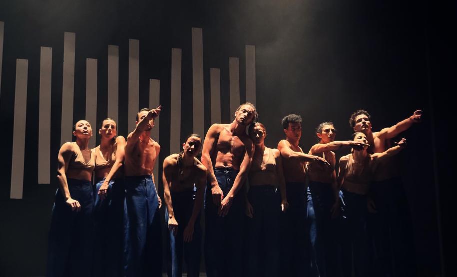 Balé Teatro Guaíra lota duas apresentações em Jacarezinho e emociona público do 20º Festival EnCena