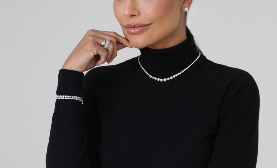 "Comunique-se com Elegância" a comunicadora Cíntia Chagas palestra no Guairão