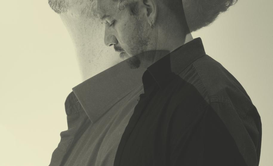 Saulo Soull com Gustavo Arthury apresentam “Canções para Teatro” no Miniauditório