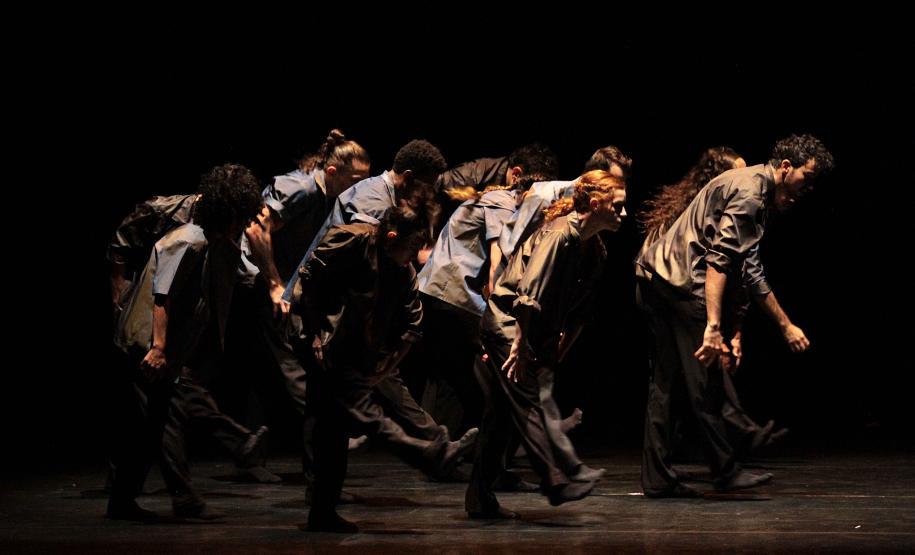 Balé Teatro Guaíra apresenta “Stol” e “V.I.C.A.” no Guairinha