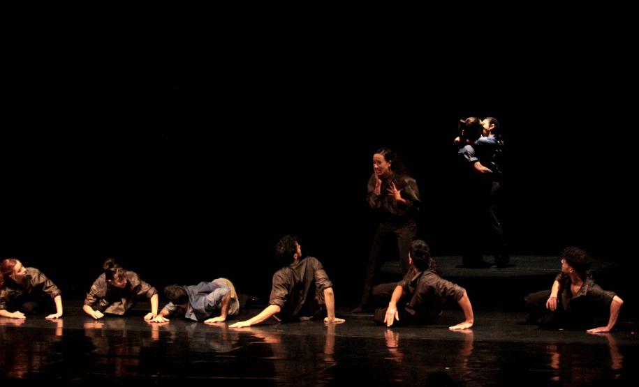 Balé Teatro Guaíra apresenta “Stol” e “V.I.C.A.” no Guairinha