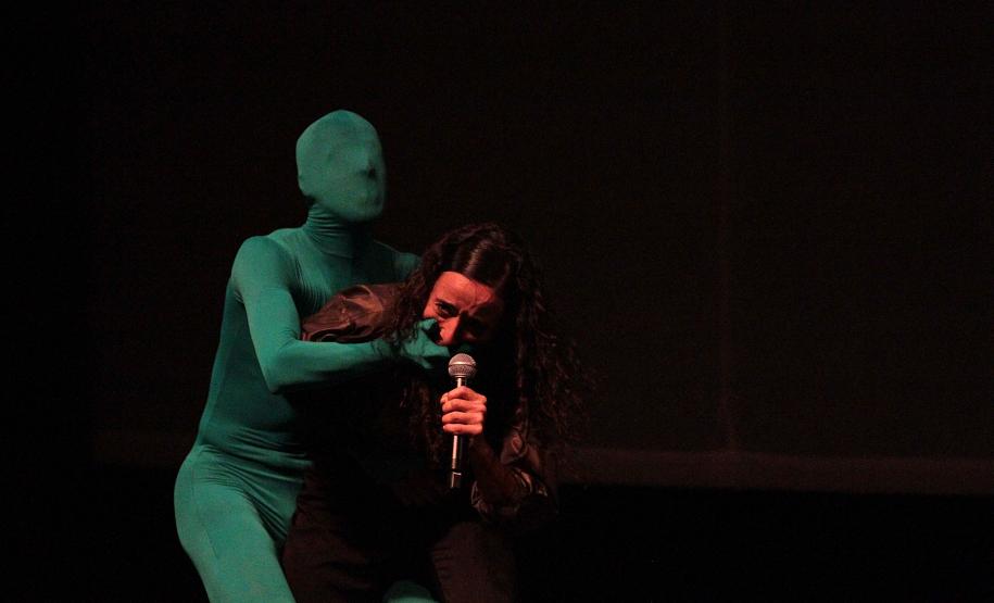 Balé Teatro Guaíra apresenta “Stol” e “V.I.C.A.” no Guairinha