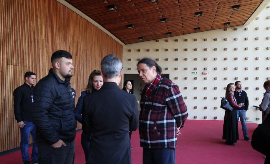 Centro Cultural Teatro Guaíra recebe especialista em acústica para consultoria