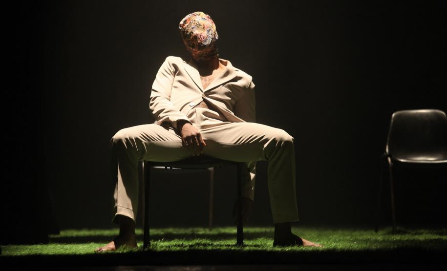 Balé Teatro Guaíra lança simultaneamente novo espetáculo em Curitiba e na Dinamarca