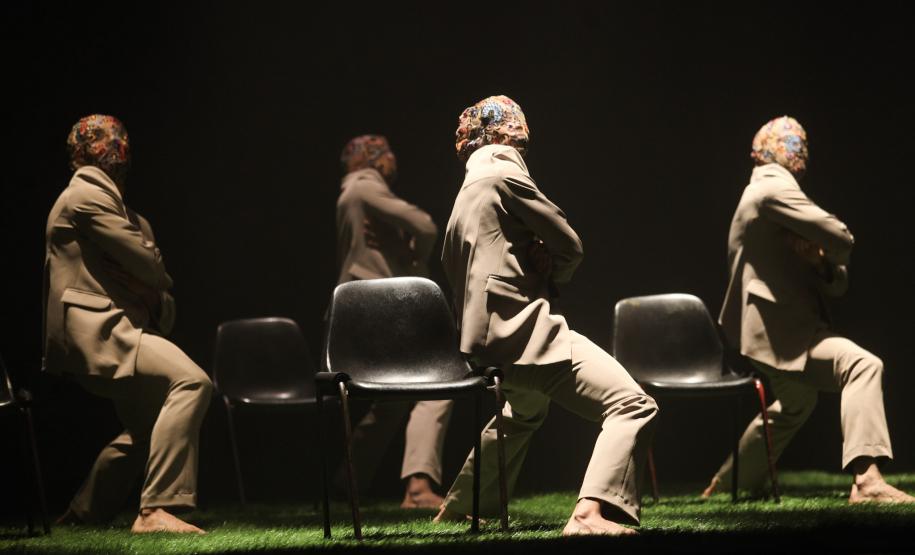 Balé Teatro Guaíra lança simultaneamente novo espetáculo em Curitiba e na Dinamarca