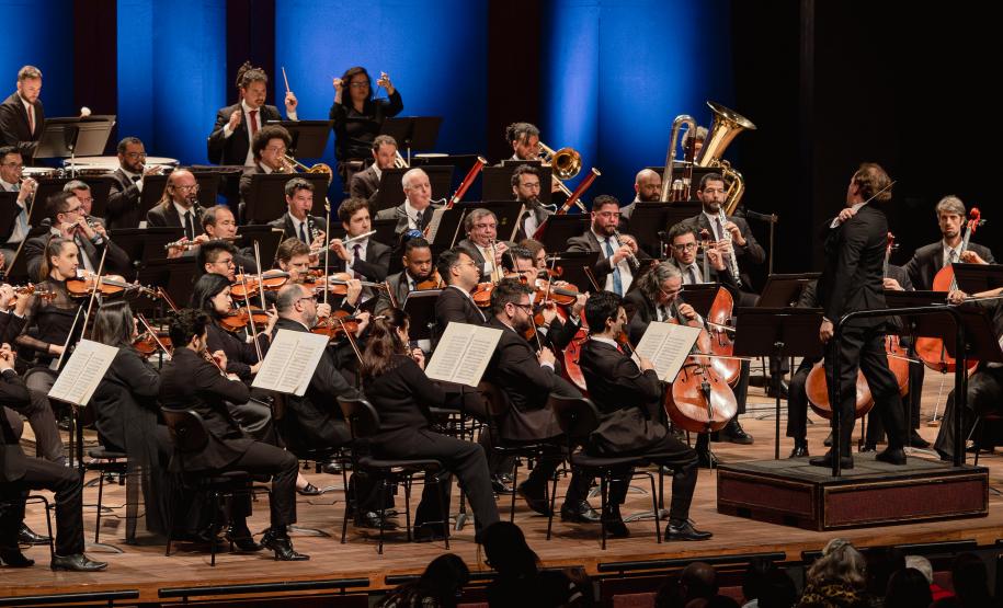 Mais de 1,3 mil pessoas assistem ao Concerto da Orquestra Sinfônica do Paraná com obras de Prokofiev