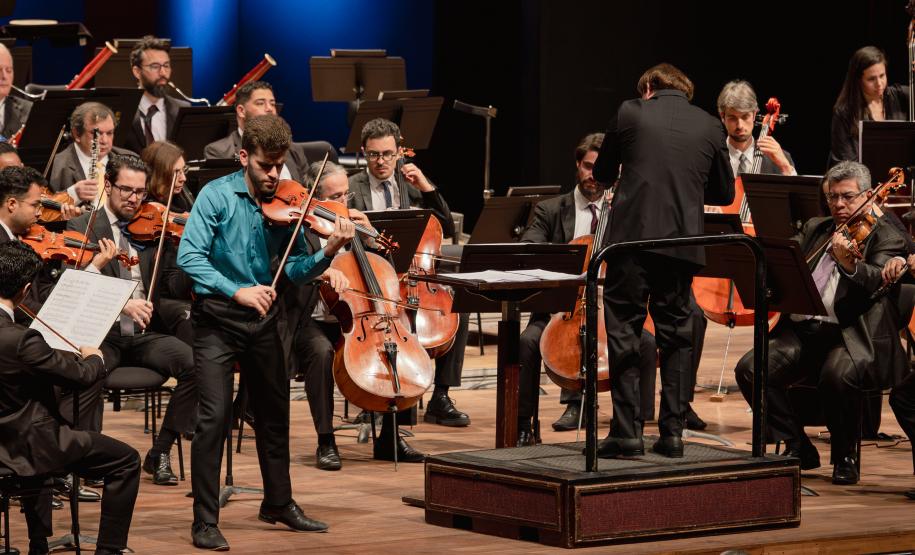 Mais de 1,3 mil pessoas assistem ao Concerto da Orquestra Sinfônica do Paraná com obras de Prokofiev