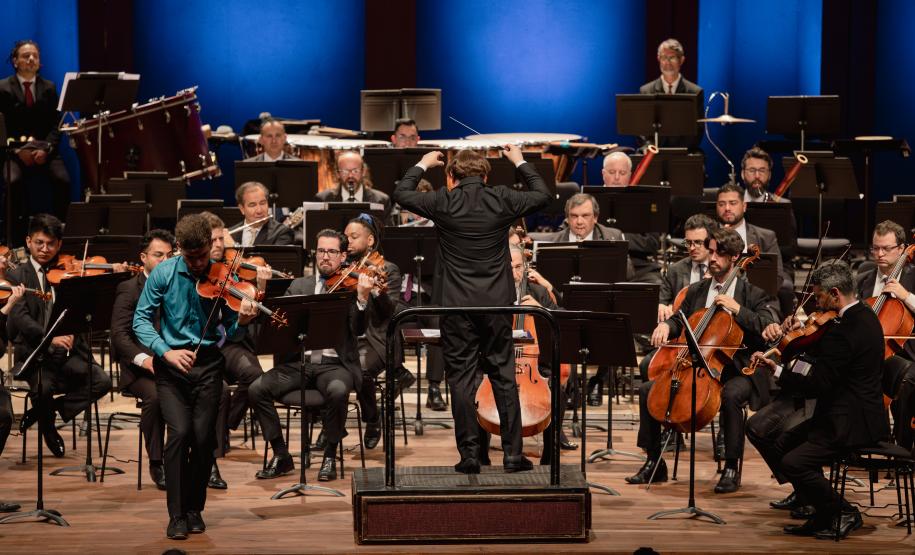 Mais de 1,3 mil pessoas assistem ao Concerto da Orquestra Sinfônica do Paraná com obras de Prokofiev