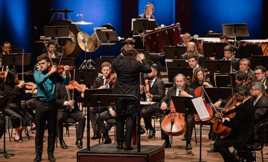 Mais de 1,3 mil pessoas assistem ao Concerto da Orquestra Sinfônica do Paraná com obras de Prokofiev