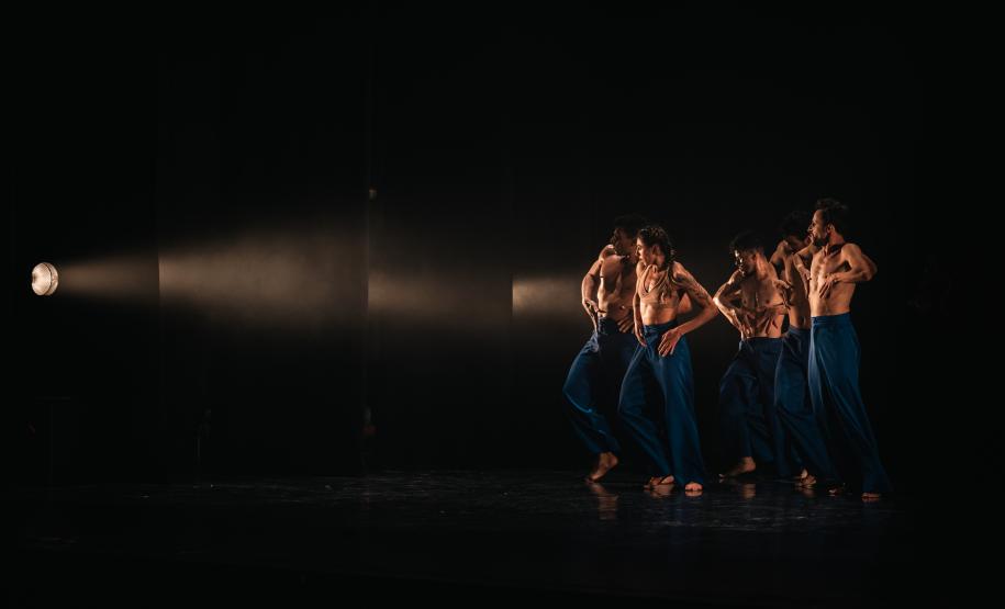 Turnê do BTG leva dança contemporânea a Arapongas e Jacarezinho com ‘V.I.C.A’. e ‘Castelo’