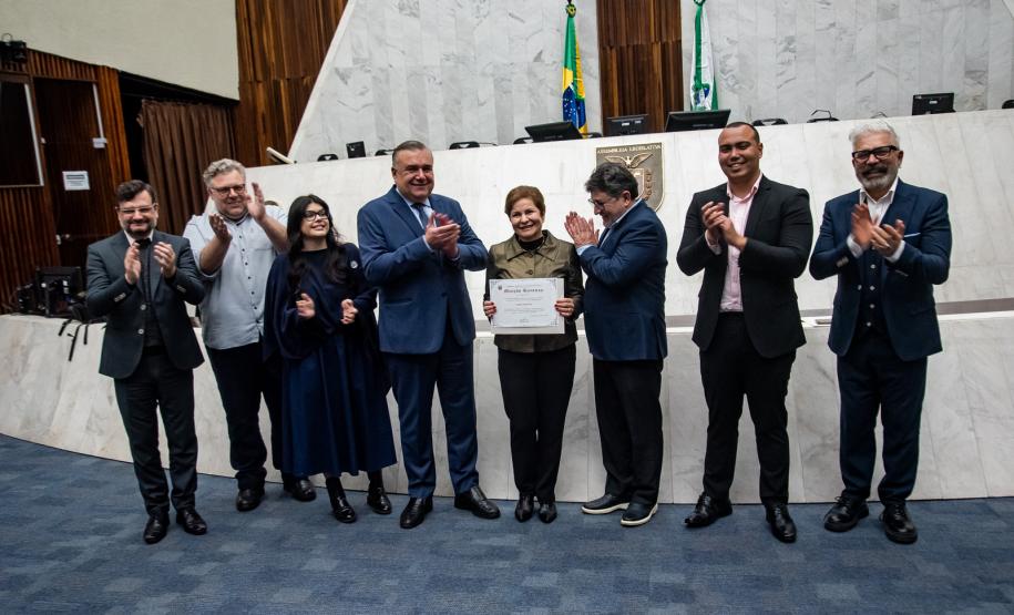 Assembleia Legislativa homenageia os 140 anos do Teatro Guaíra