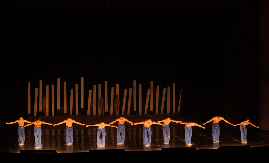 Balé Teatro Guaíra se apresenta em outubro em Londrina e Ibiporã.