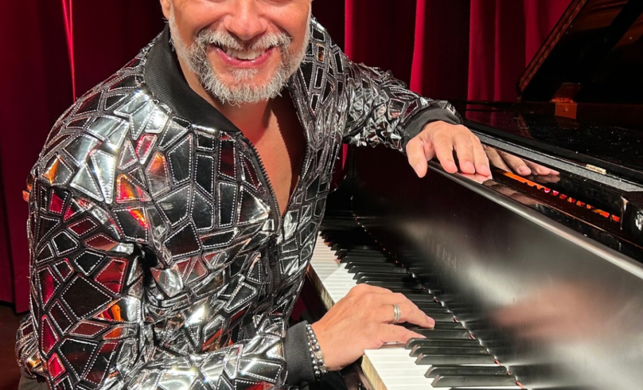 "Piano Golden Songs": Rogério Koury revisita grandes sucessos em concerto solo no Guairinha