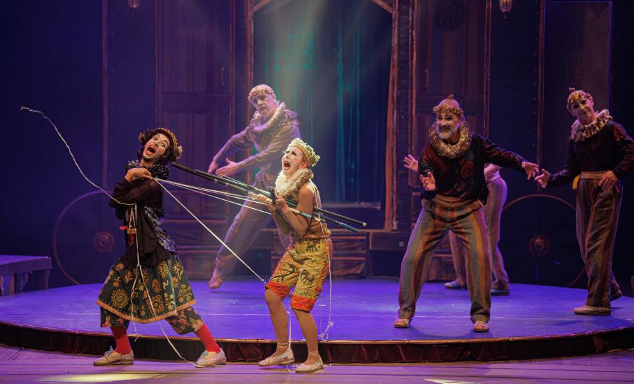 A G2 Cia de Dança Teatro Guaíra levará o espetáculo “GAG – Uma livre adaptação de Heinrich Von Kleist sobre o Teatro de Marionetes” ao Festival de Dança de Londrina, no dia 07 de outubro.