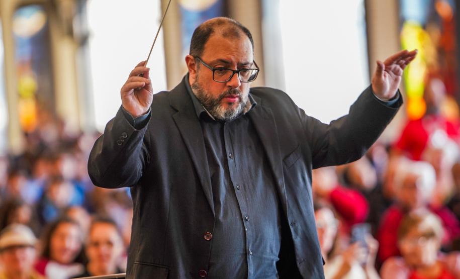 Orquestra Sinfônica do Paraná encanta público em primeira apresentação em Colombo