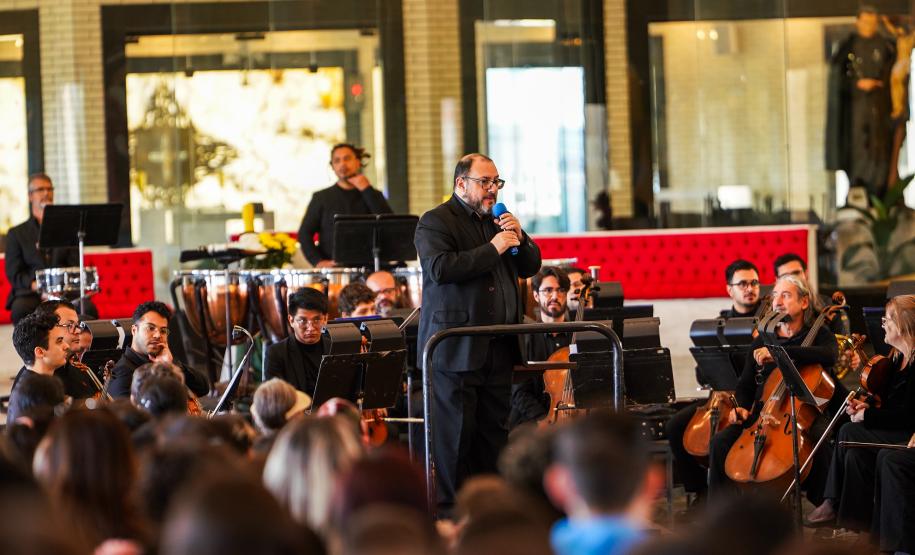 Orquestra Sinfônica do Paraná encanta público em primeira apresentação em Colombo