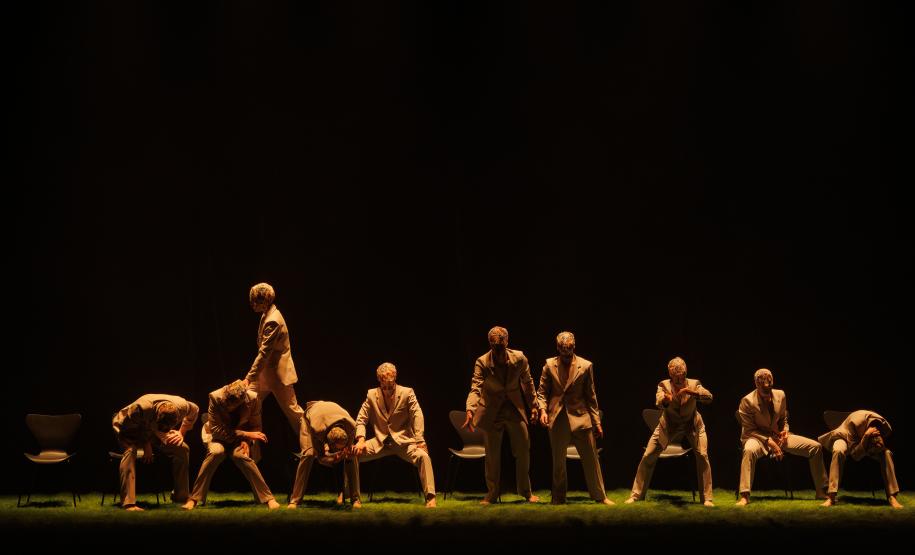 Duas noites de casa cheia marcam sucesso de V.I.C.A. e Stol no Guairinha