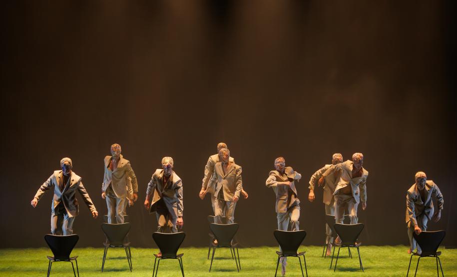 Duas noites de casa cheia marcam sucesso de V.I.C.A. e Stol no Guairinha