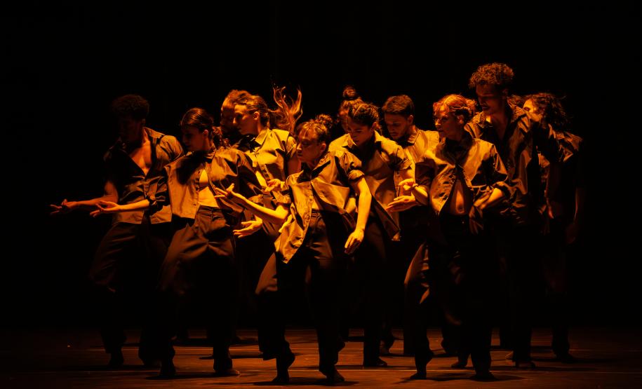 Duas noites de casa cheia marcam sucesso de V.I.C.A. e Stol no Guairinha