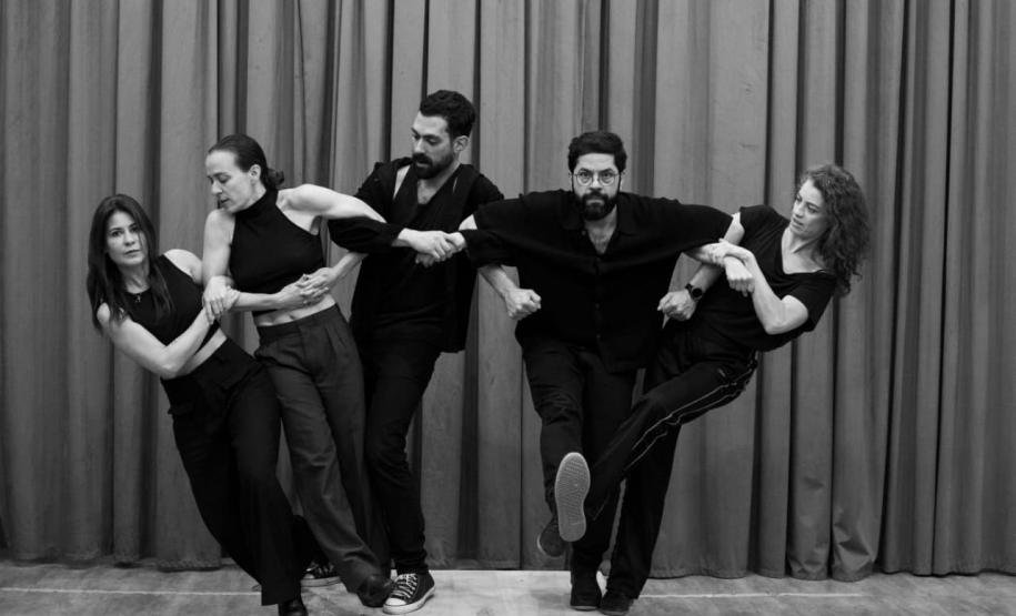 "No Céu da Boca",obra de Jamil Snege é celebrada em montagem no Teatro Zé Maria