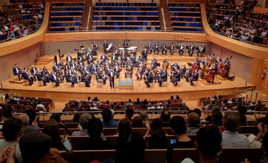 Orquestra Sinfônica do Paraná reúne mil pessoas em concerto inédito em Belo Horizonte