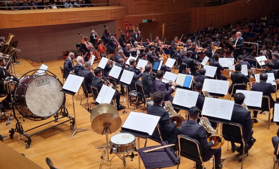 Orquestra Sinfônica do Paraná reúne mil pessoas em concerto inédito em Belo Horizonte