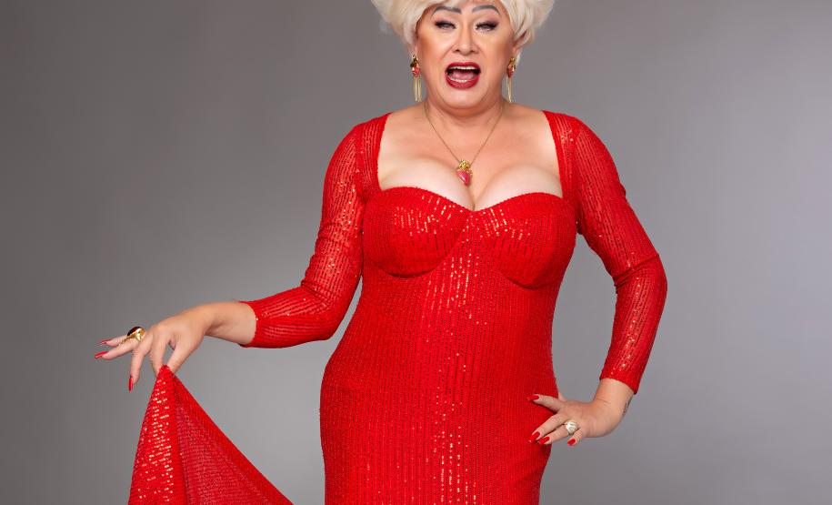 "Ser Mulher Não é Para Qualquer Um": Nany People celebra seus 60 anos no Guairinha