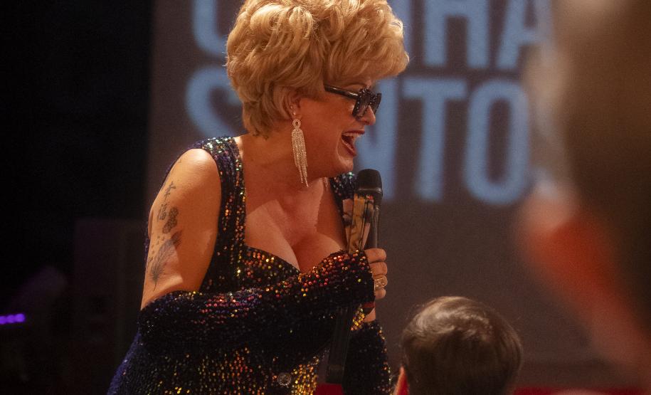 ‘Ser Mulher Não é Para Qualquer Um": Nany People celebra seus 60 anos em espetáculo no Guairinha