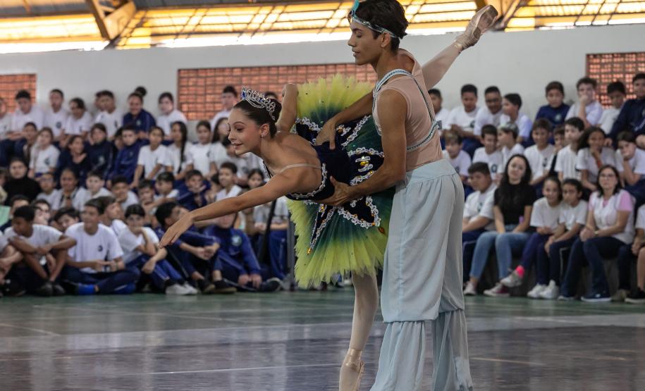 Mês das Crianças: Guaíra para Todos leva arte a mais de 7,5 mil crianças em 2025