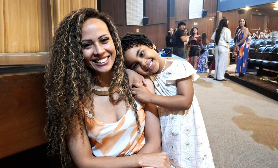 Balé Teatro Guaíra inspira novas gerações em apresentações em Ibiporã