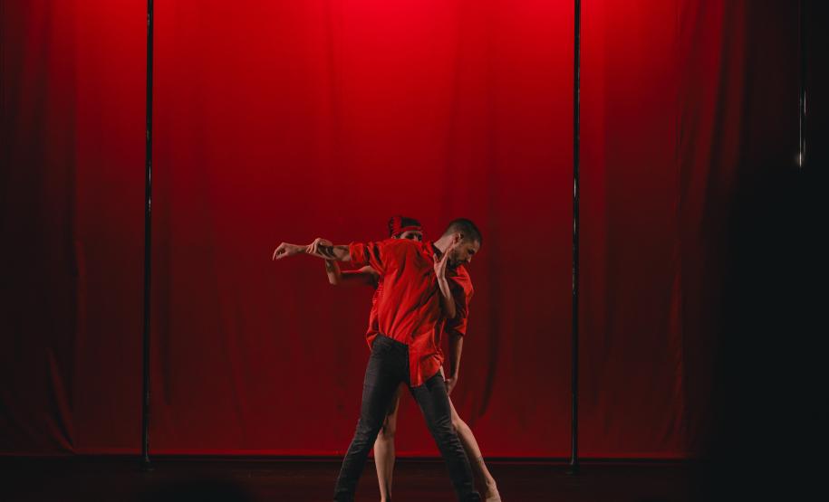 Guairinha recebe: "2° Espetáculo - Mostra de Alunos Gravitarte"