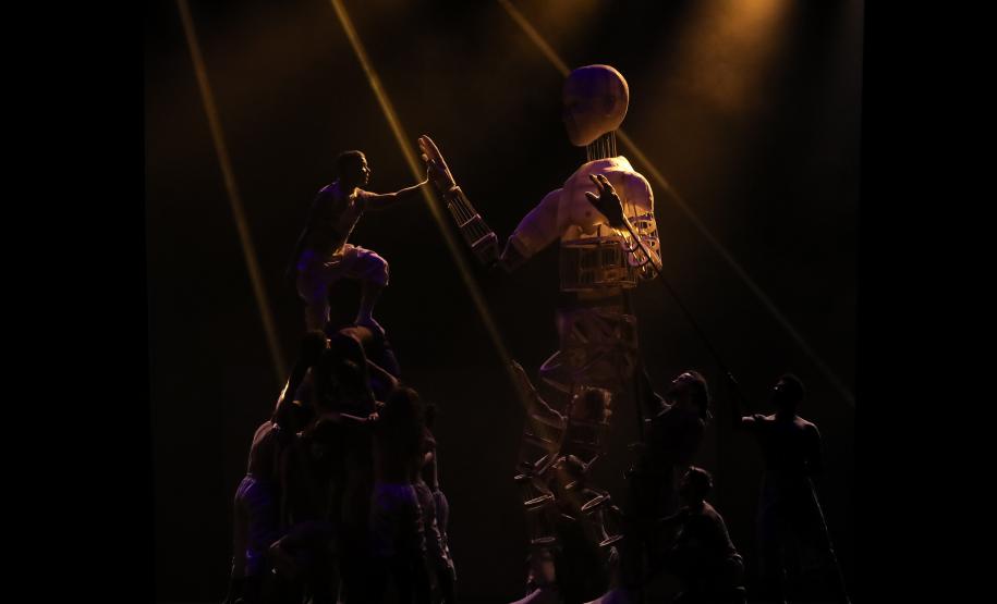 Balé Teatro Guaíra apresenta espetáculo que concorre a prêmio nacional em novembro, no Guairão