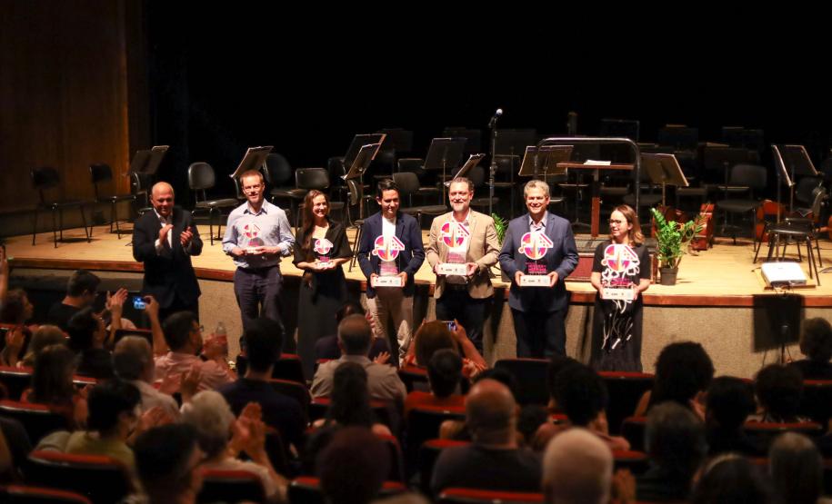 Orquestra Sinfônica do Paraná abre o Festival de Música de Maringá e encanta o público