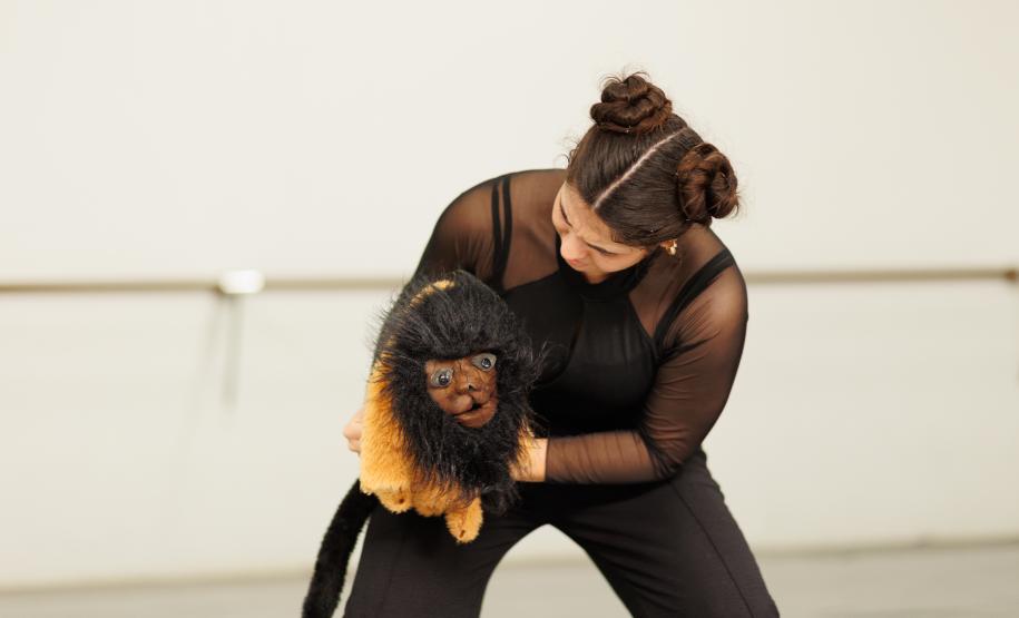 "Maria em Busca de Hovy": espetáculo para crianças celebra cultura paranaense no Teatro Guaíra