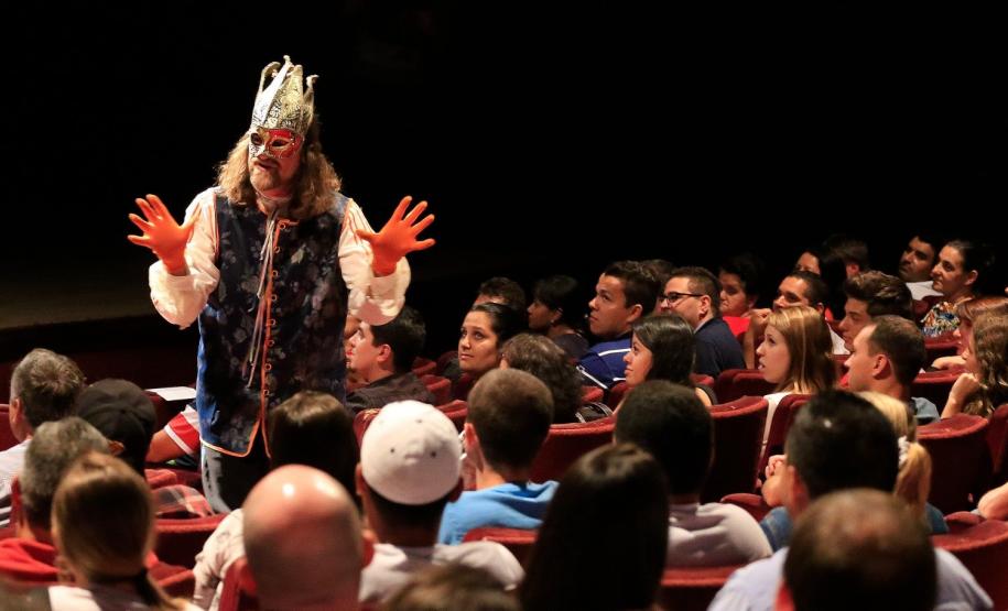 Estreia no Guairinha: “A Travessia”, espetáculo aborda os desafios da aposentadoria